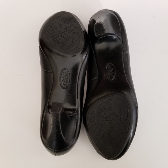 Soft Shoe by Medicus Black Work Career Pump - Picture 5 of 7